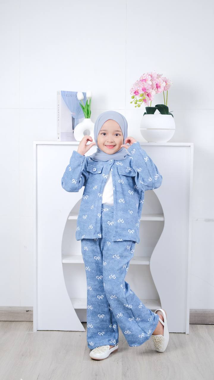 Lupita oneset 3-in-1
