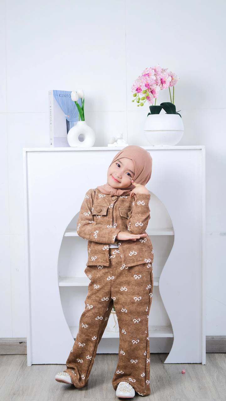 Lupita oneset 3-in-1