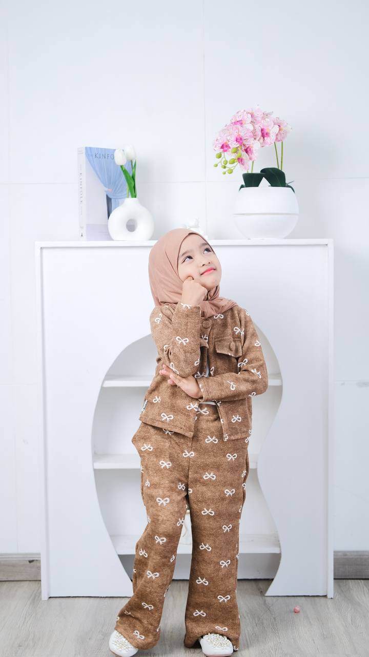 Lupita oneset 3-in-1