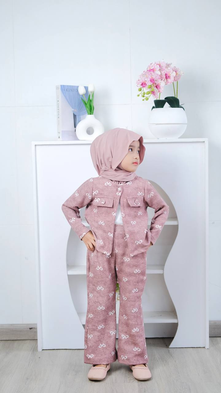 Lupita oneset 3-in-1