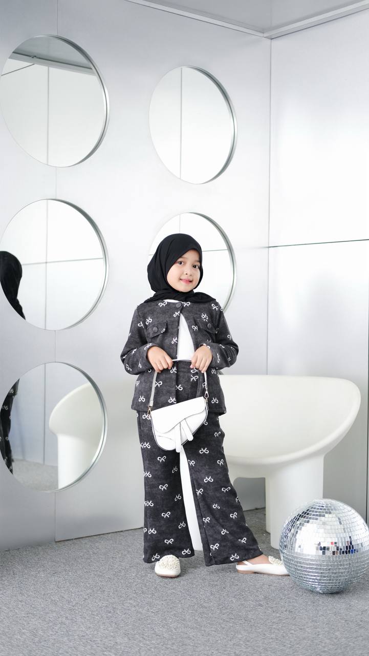 Lupita oneset 3-in-1