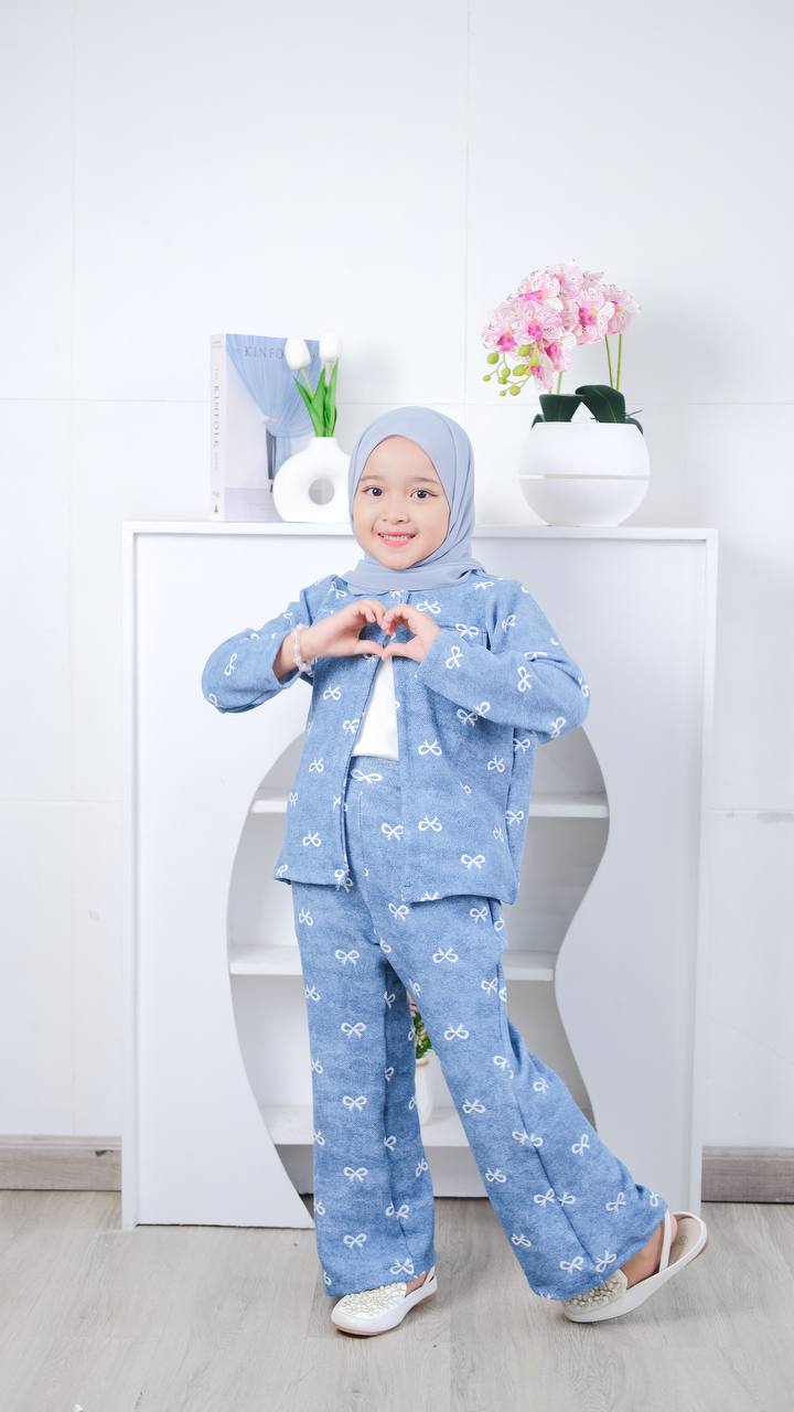 Lupita oneset 3-in-1