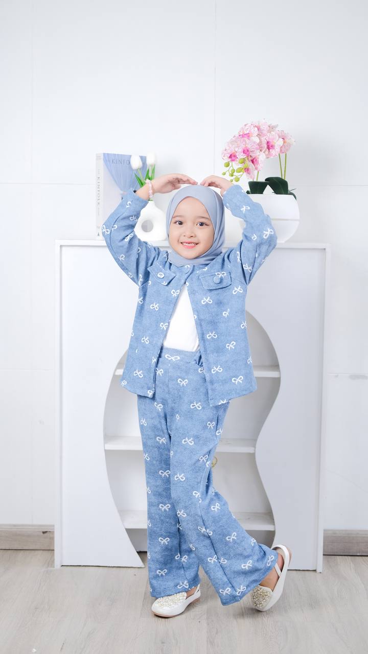 Lupita oneset 3-in-1