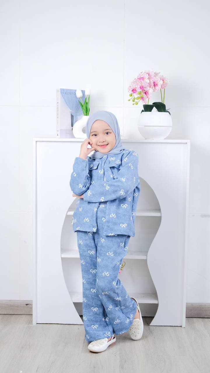Lupita oneset 3-in-1