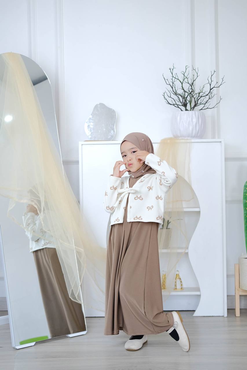 Gavya Cardy Dress set