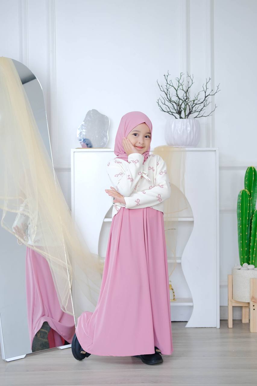 Gavya Cardy Dress set