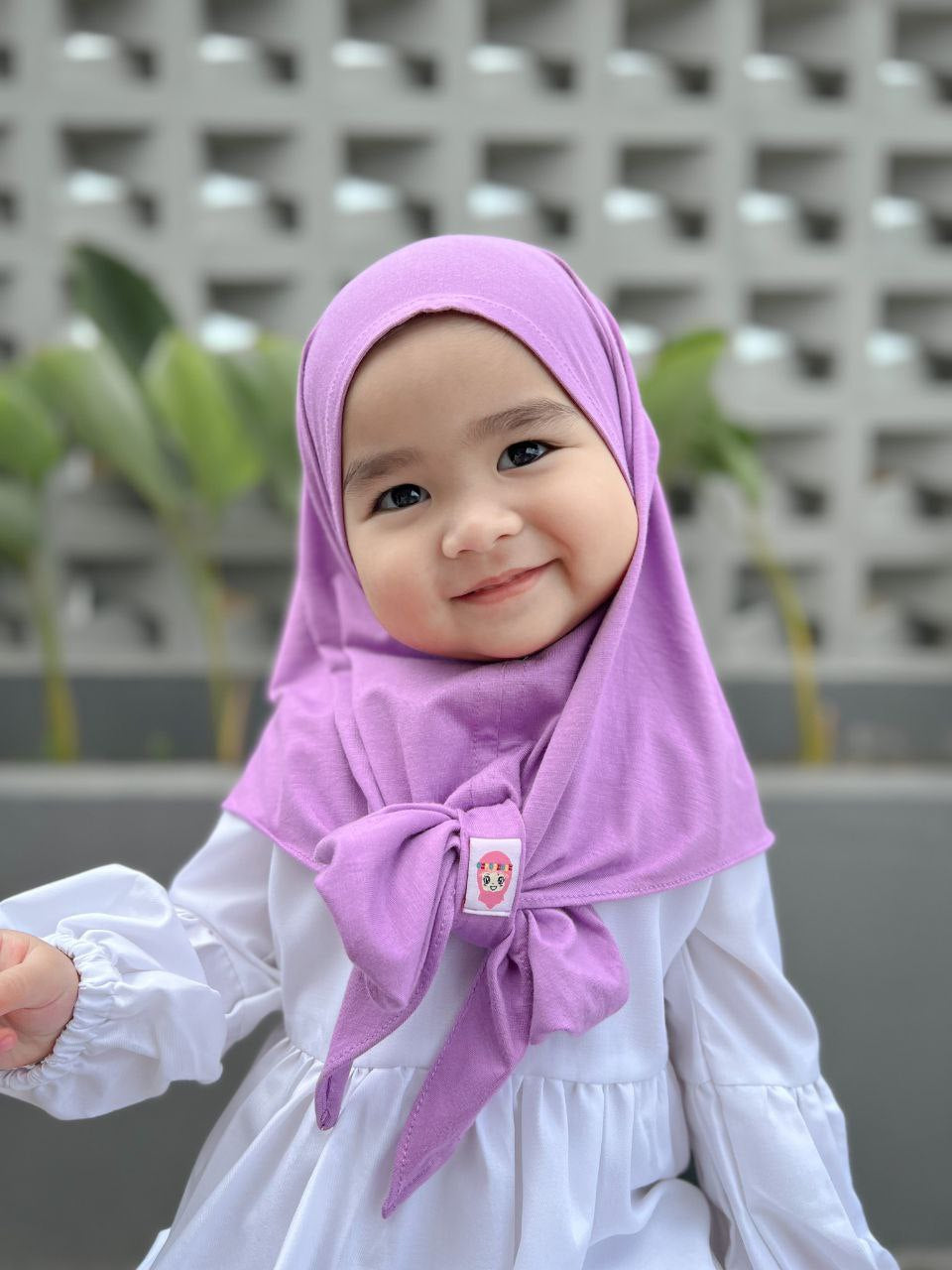 Shiena hijab