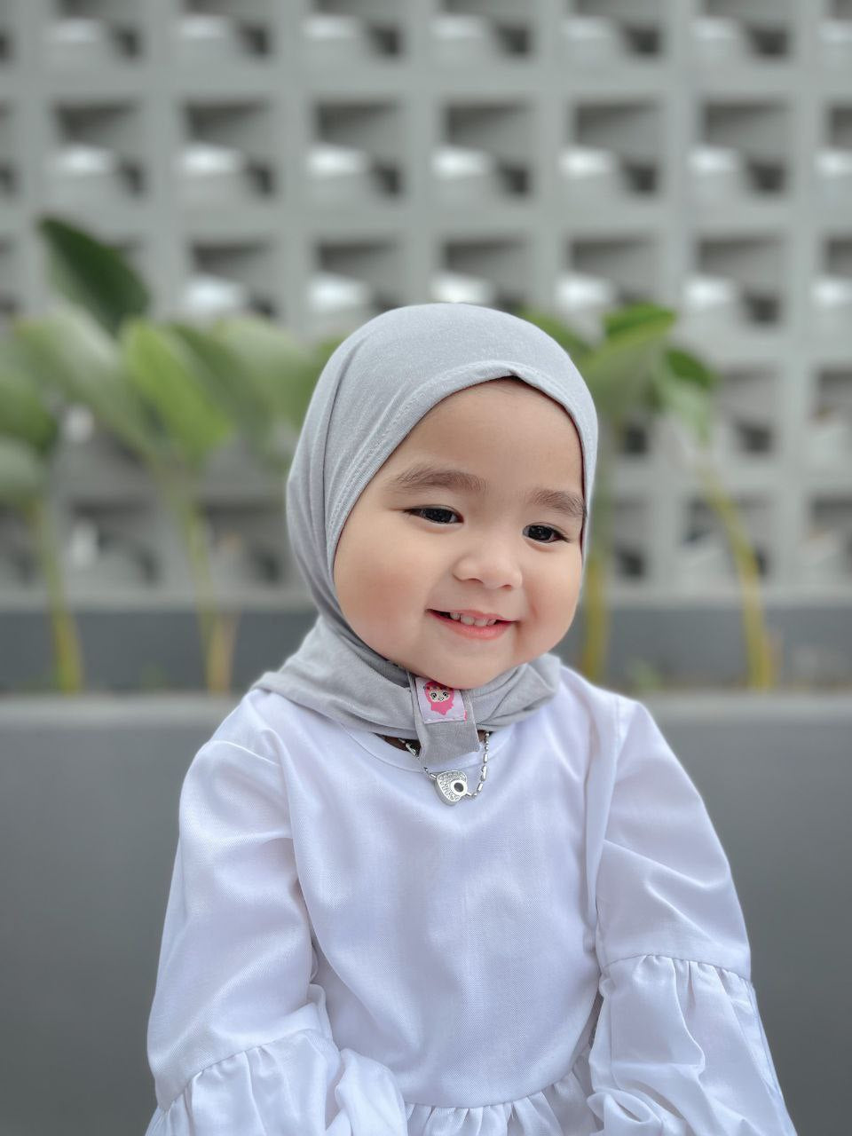 Shiena hijab